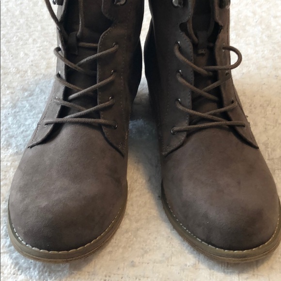 Booties - Picture 3 of 5